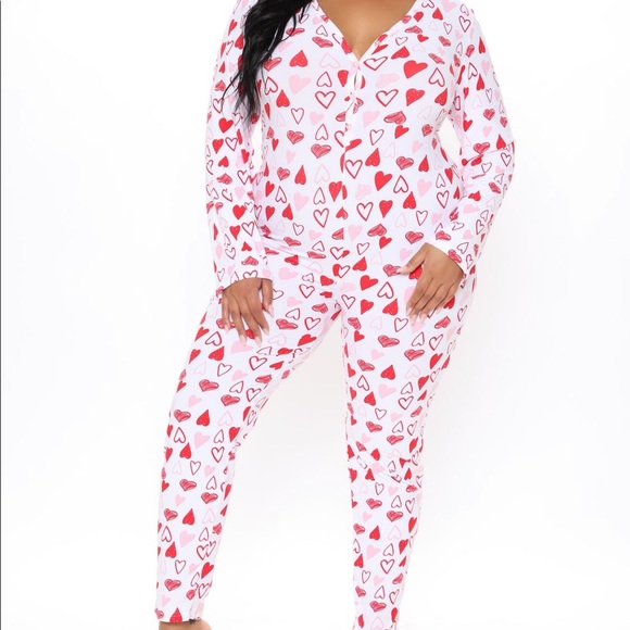 Fashion Nova, Size 1x, Full Of Love PJ Jumpsuit Onesie - Red/White - Picture 9 of 10